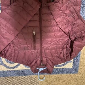 Men’s | Puffer Jacket | Size: M | Color: Maroon